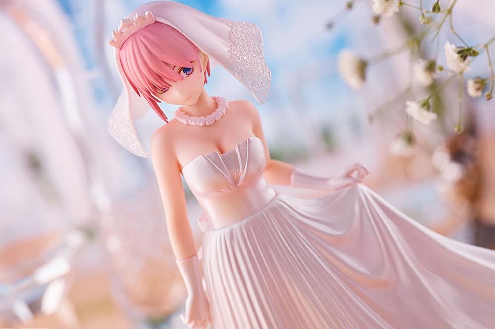 Go-Toubun no Hanayome - Las quintillizas lucen vestidos de novia 