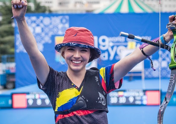 La atleta colombiana Valentina Acosta Giraldo enamora a Japón