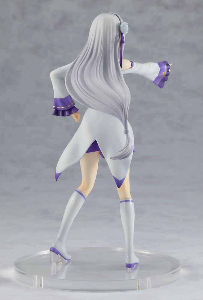 Re:zero - Kadokawa lanza una linda figura de Emilia