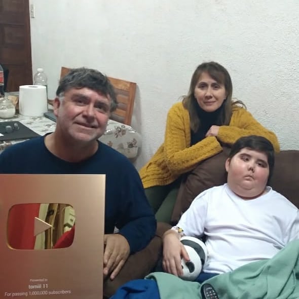 Falleció Tomiii 11, el youtuber que conquistó a Internet