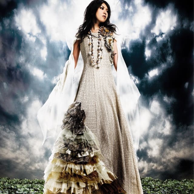 minori chihara - portada del album Contact