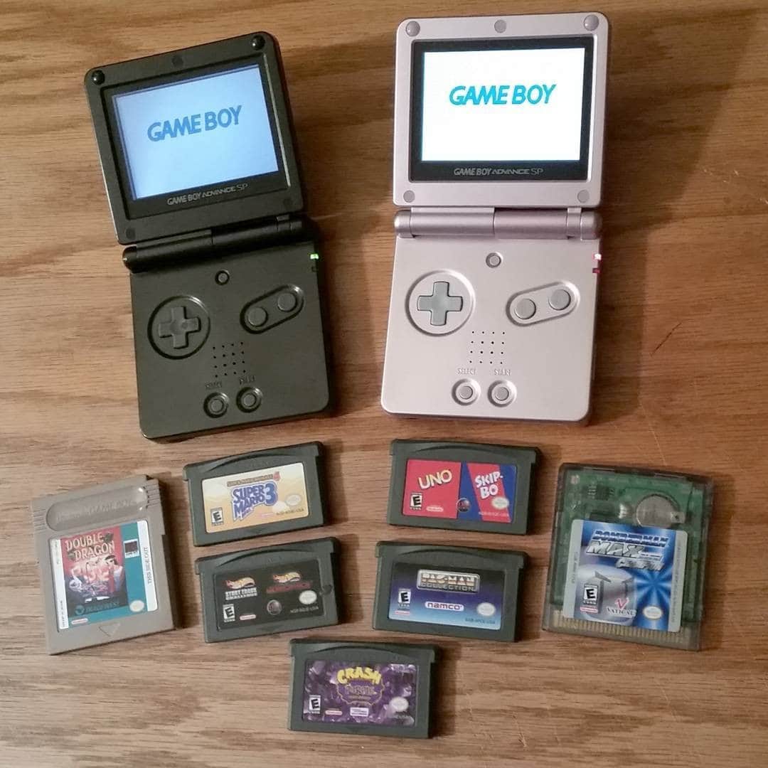 Game Boy Advance SP