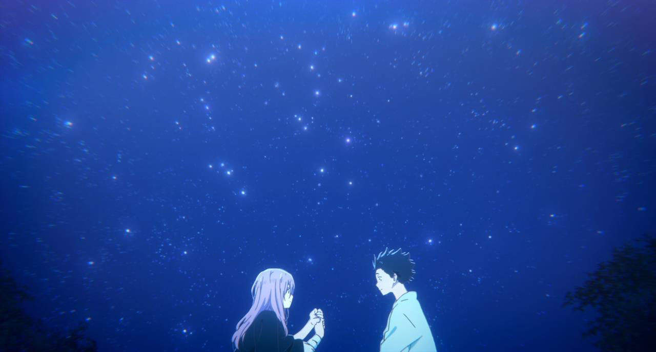Koe no Katachi es una película anime que juega mucho con los sentimientos del espectador al contar una historia de romance dramático, pero por sobre todo por manejar esa trama rodeada de elementos un poco delicados como el acoso escolar y las tendencias suicidas.