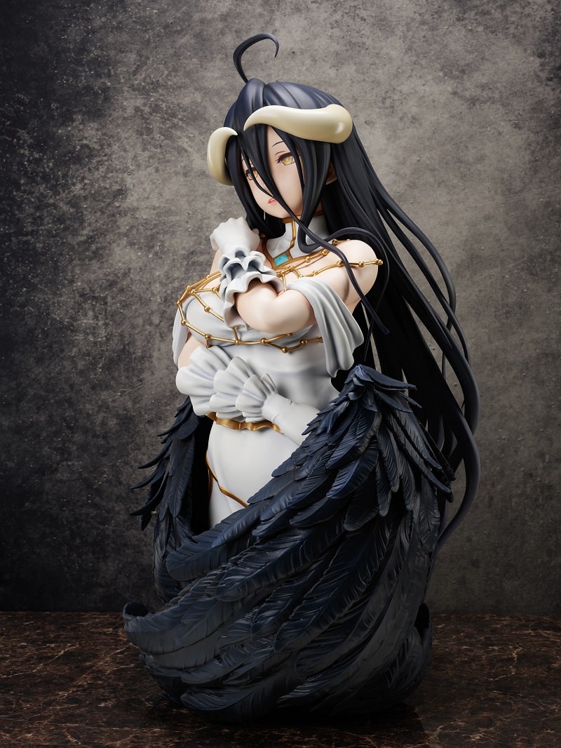 Overlord Albedo nos deleita con una figura de busto de tamaño real
