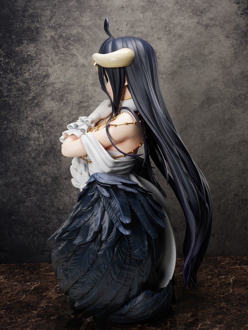 Overlord Albedo nos deleita con una figura de busto de tamaño real