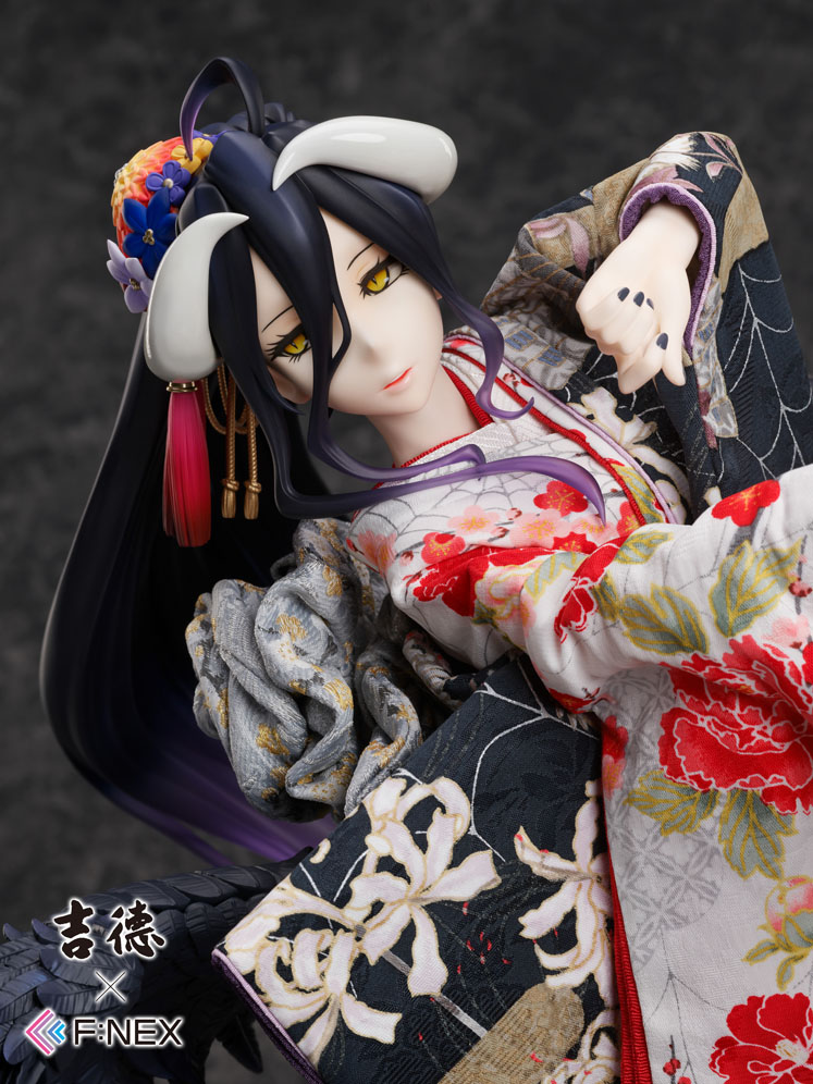Overlord Albedo viste un hermoso kimono para una figura