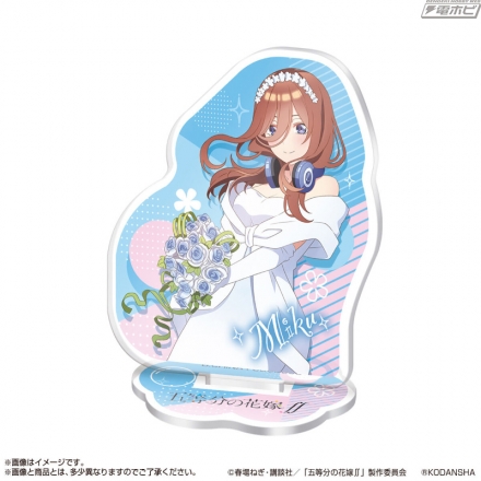 Go-Toubun no Hanayome: Las quintillizas lucen encantadores vestidos de novia en acrilicos