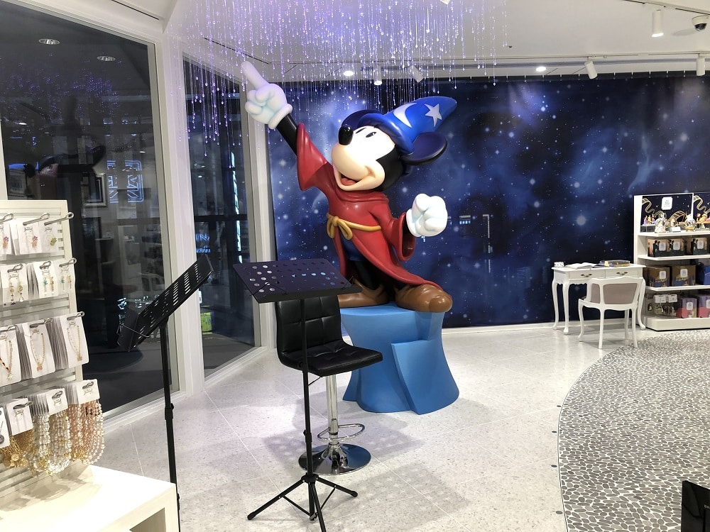KINGDOM HEARTS