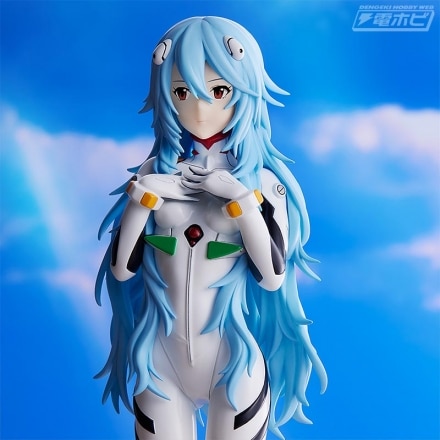 Evangelion Rei Aynami con cabello largo inspira una adorable figura