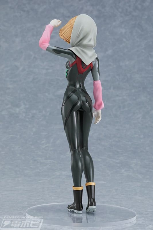 Rei Ayanami de Evangelion se convierte en una granjera en una figura