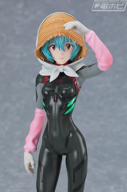 Rei Ayanami de Evangelion se convierte en una granjera en una figura