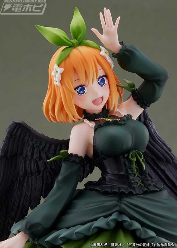 Go-Toubun no Hanayome Itsuki y Yotsuba se convierten en ángeles caídos