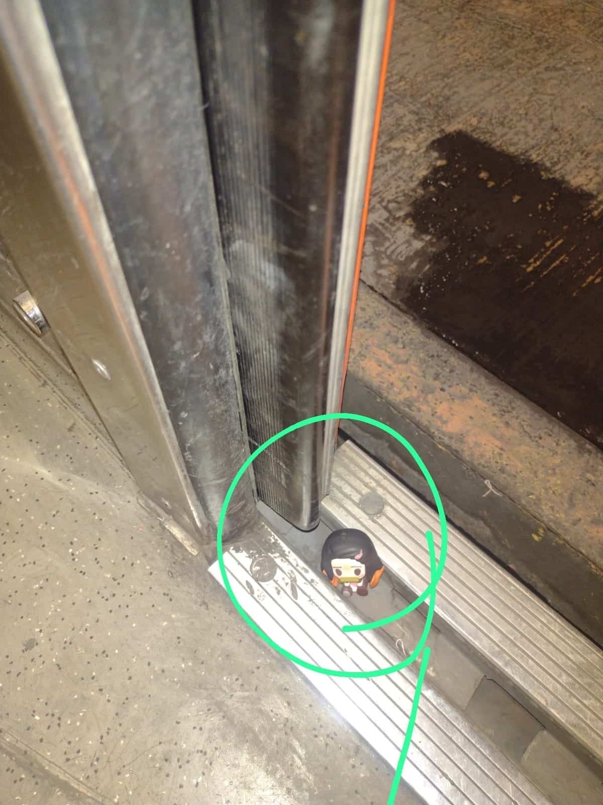 Kimetsu no Yaiba Nezuko causa disturbios en el metro de México