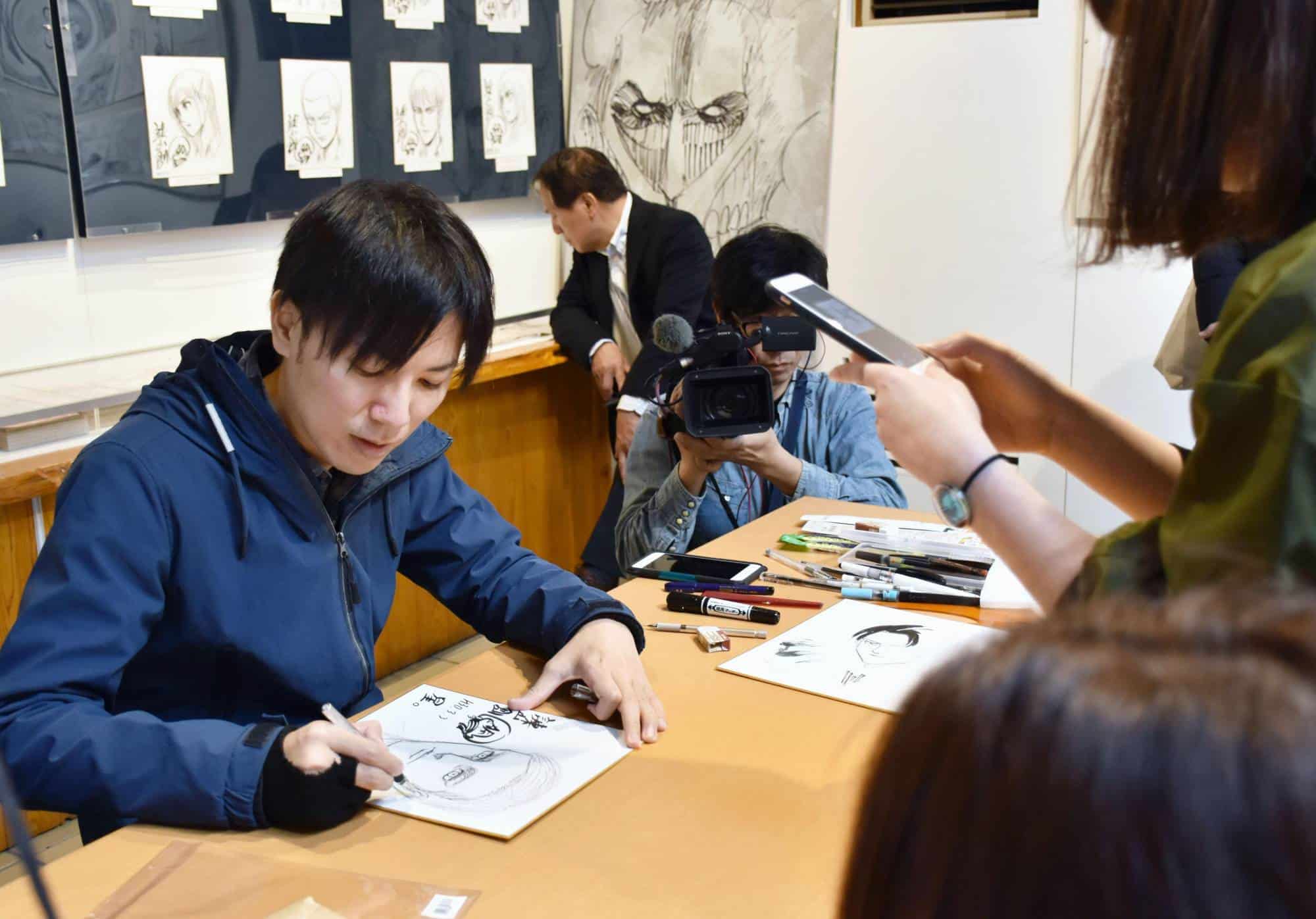 Creador de Shingeki no Kyojin en Festival Internacional de Cómics de Angoulême Attack on Titan