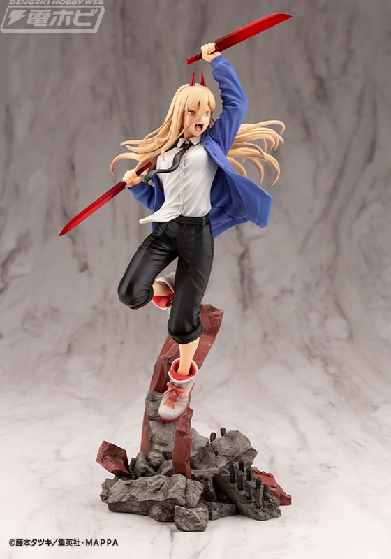 Chainsaw Man Power se prepara para una epica batalla en una figura