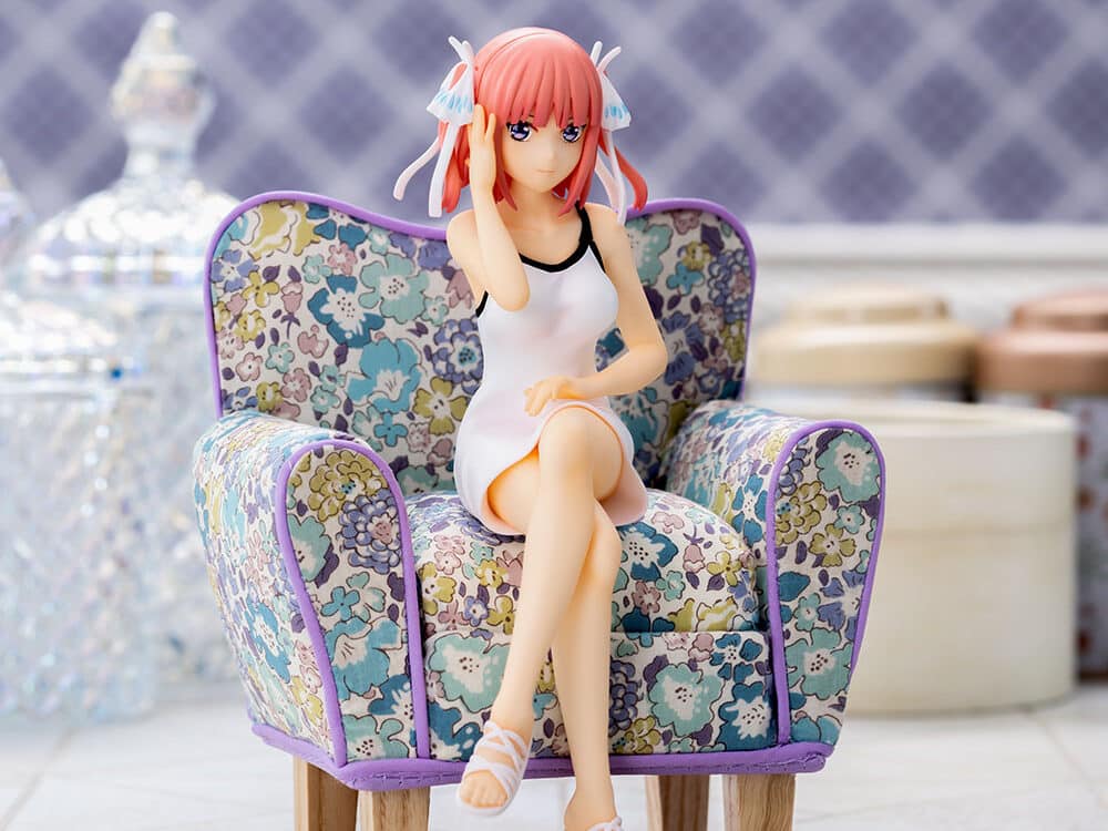 The Quintessential Quintuplets Nino pose coqueta