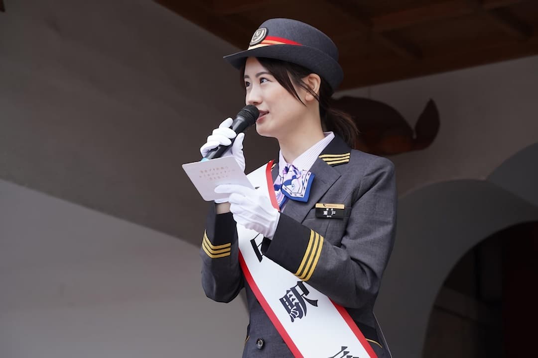 Seishun Buta Yarou convierte a Mai en jefa de estación de tren