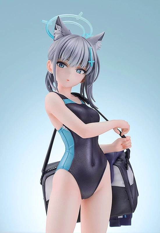 Shiroko Sunaookami de Blue Archive se viste con un traje de baño en esta nueva figura