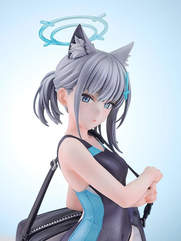 Shiroko Sunaookami de Blue Archive se viste con un traje de baño en esta nueva figura