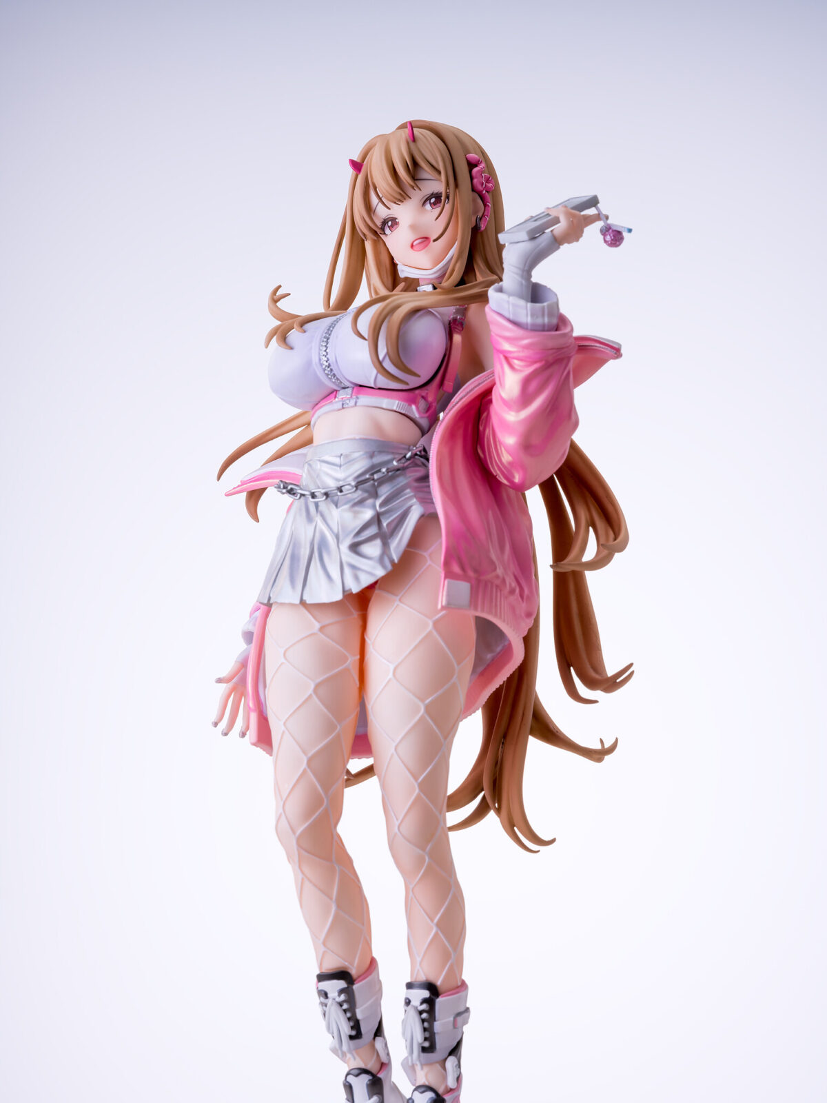 Nikke: Viper te enamorará con su belleza en esta nueva figura