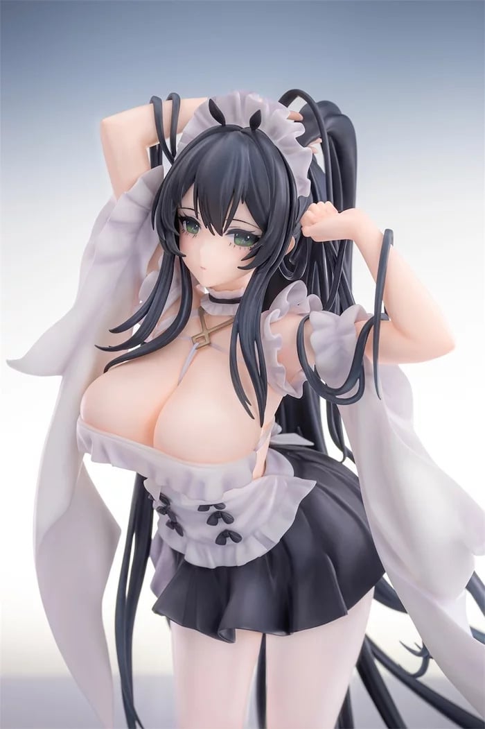 Azur Lane: Indomitable vestida de maid es recreada en una increíble y detallada figura