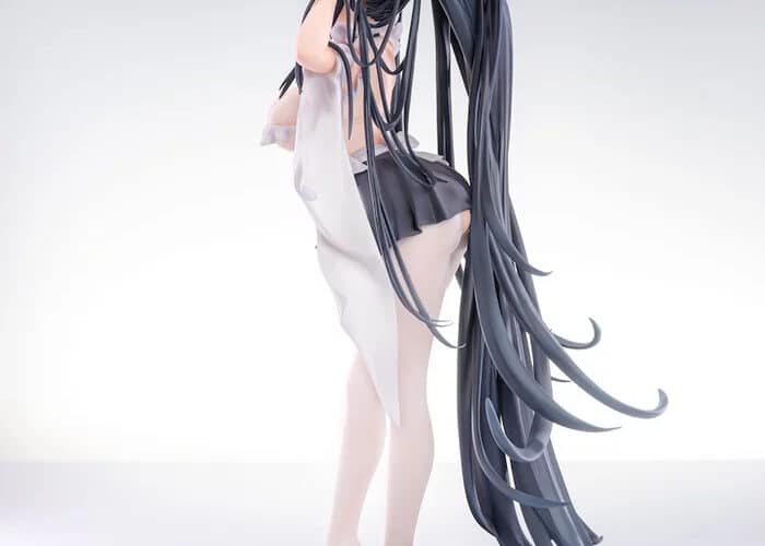 Azur Lane: Indomitable vestida de maid es recreada en una increíble y detallada figura