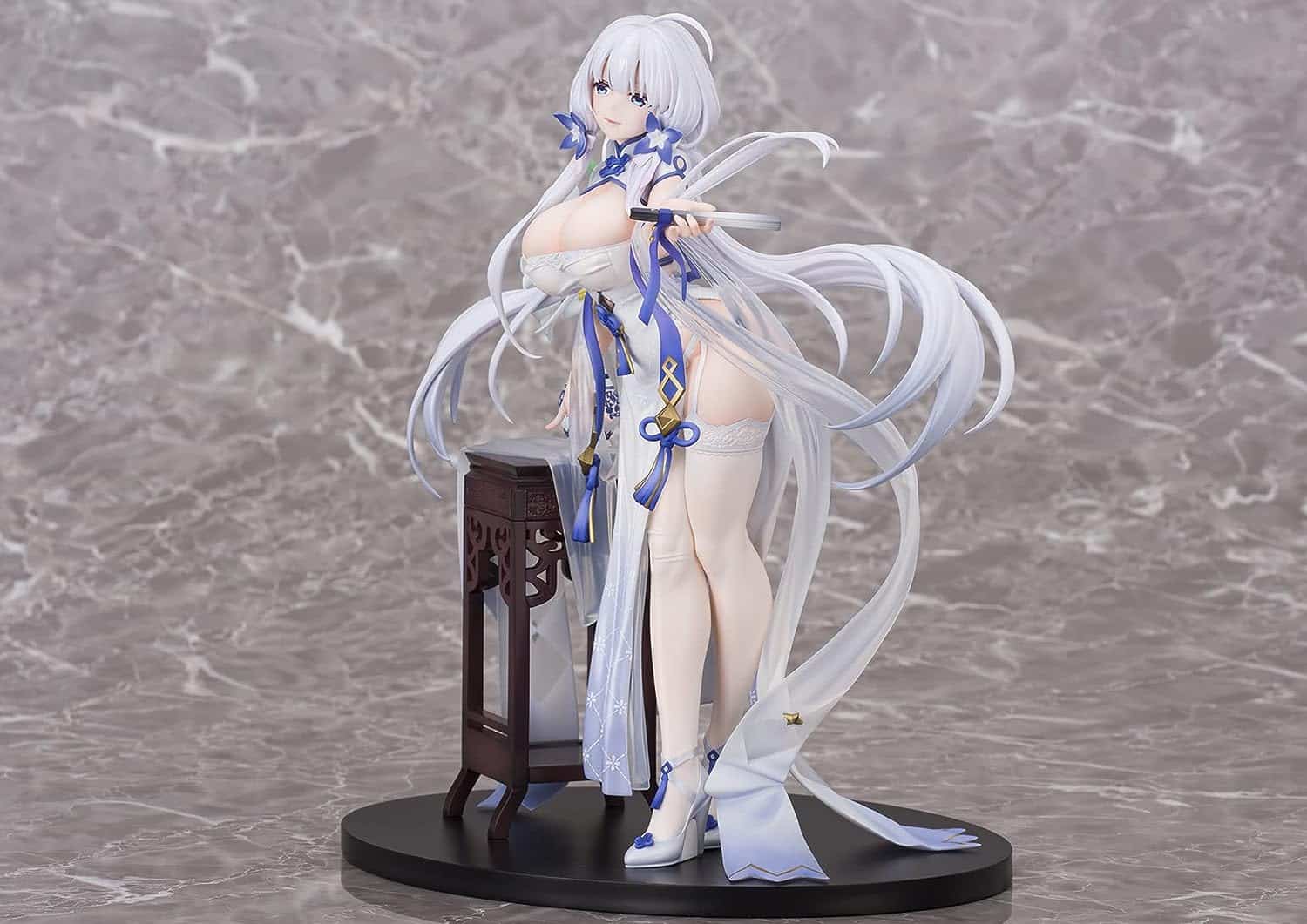 Illustrious de Azur Lane es recreada en una asombrosa figura