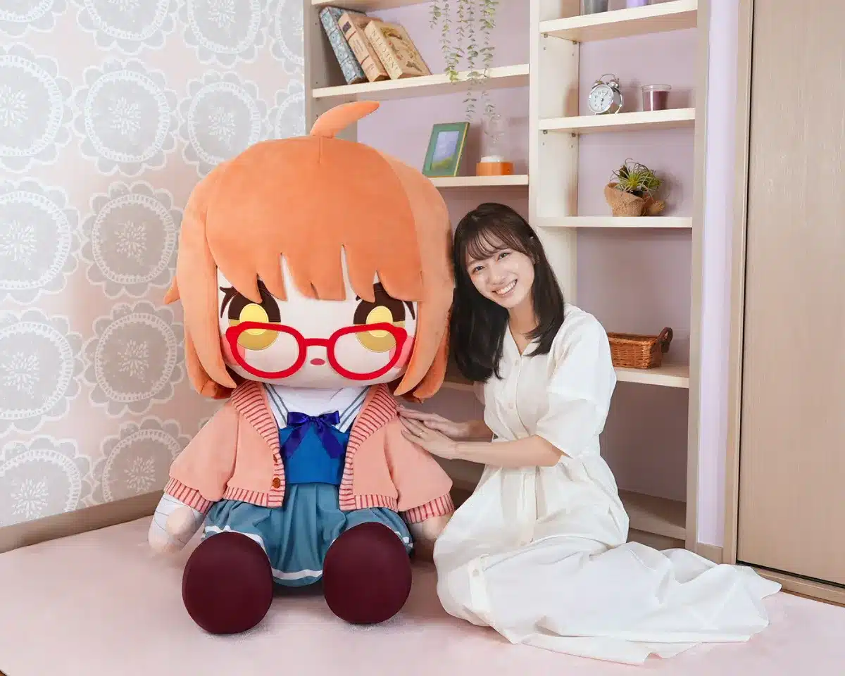 chicas Kyoto Animation peluches gigantes