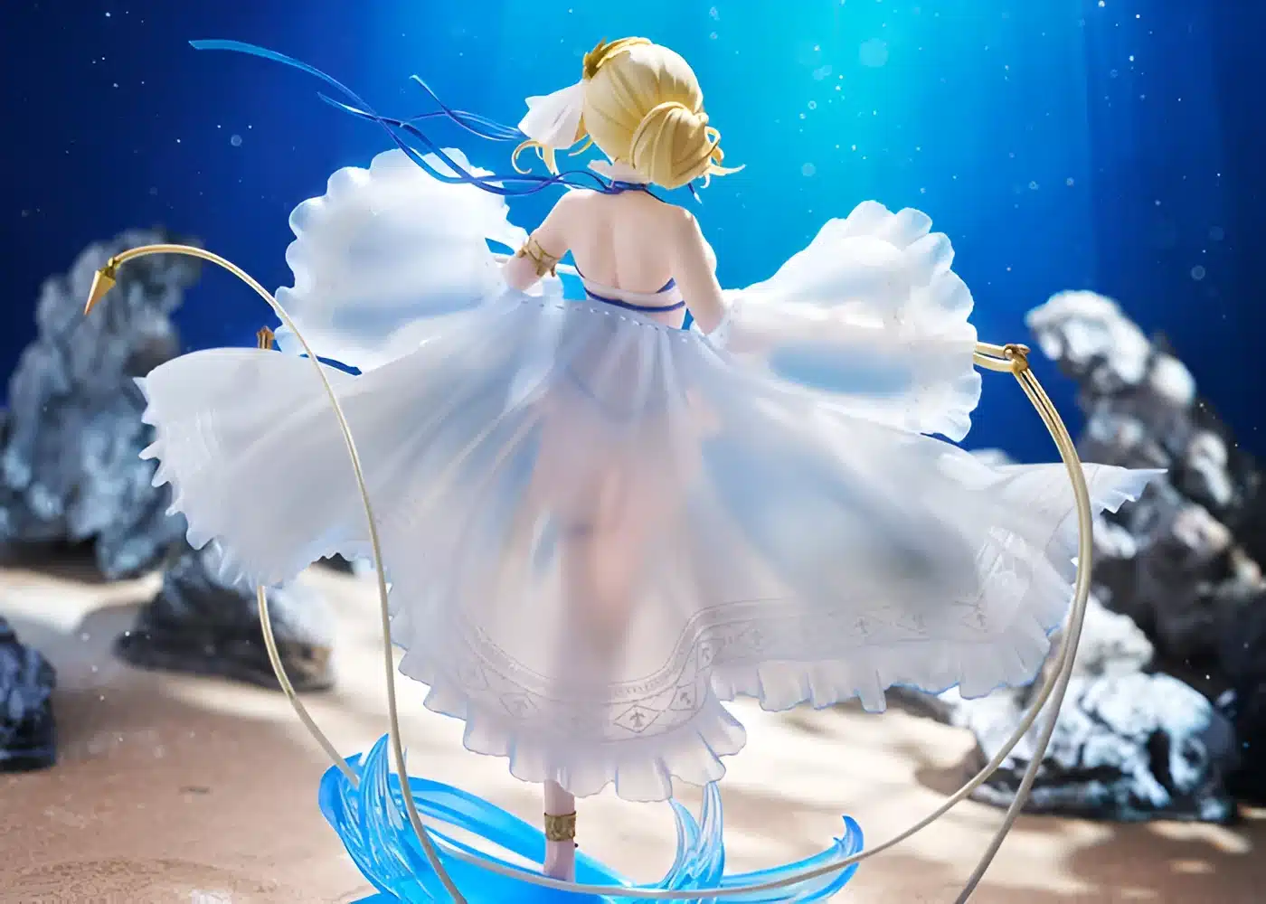La “waifu” Jeanne d'Arc de Azur Lane presenta hermosa figura