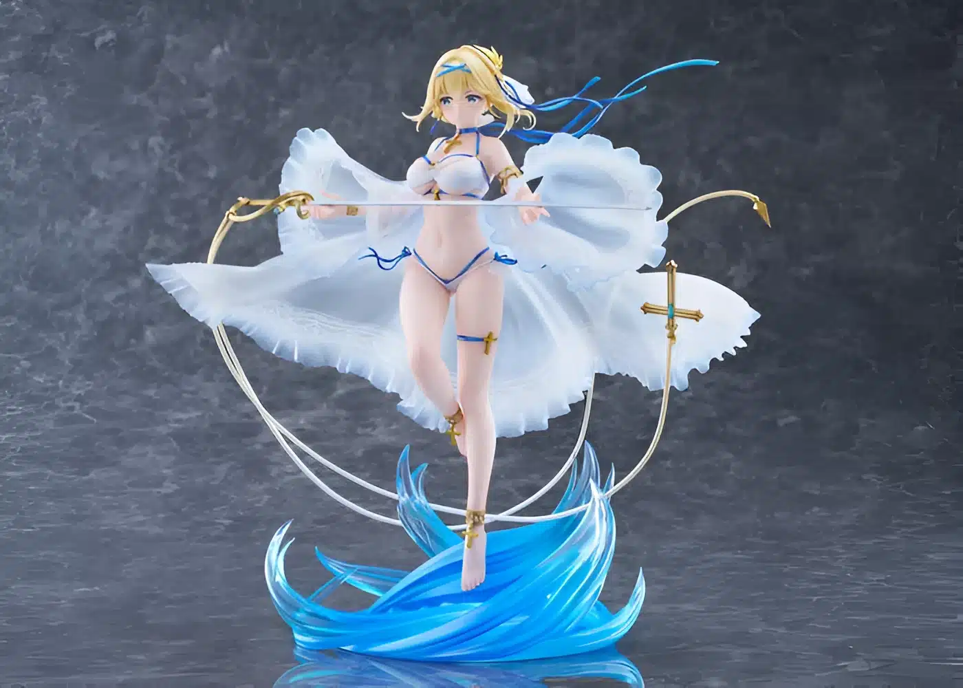 La “waifu” Jeanne d'Arc de Azur Lane presenta hermosa figura