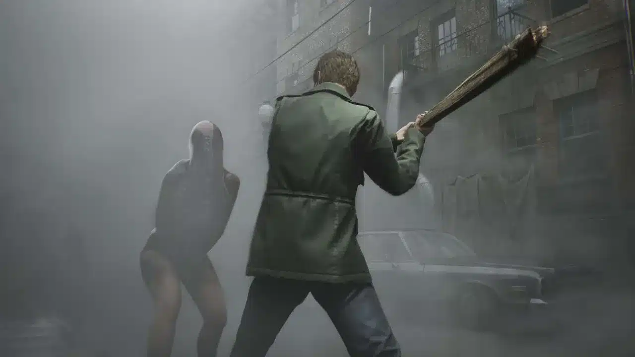 James luchando contra un monstruo en el Remake de Silent Hill 2