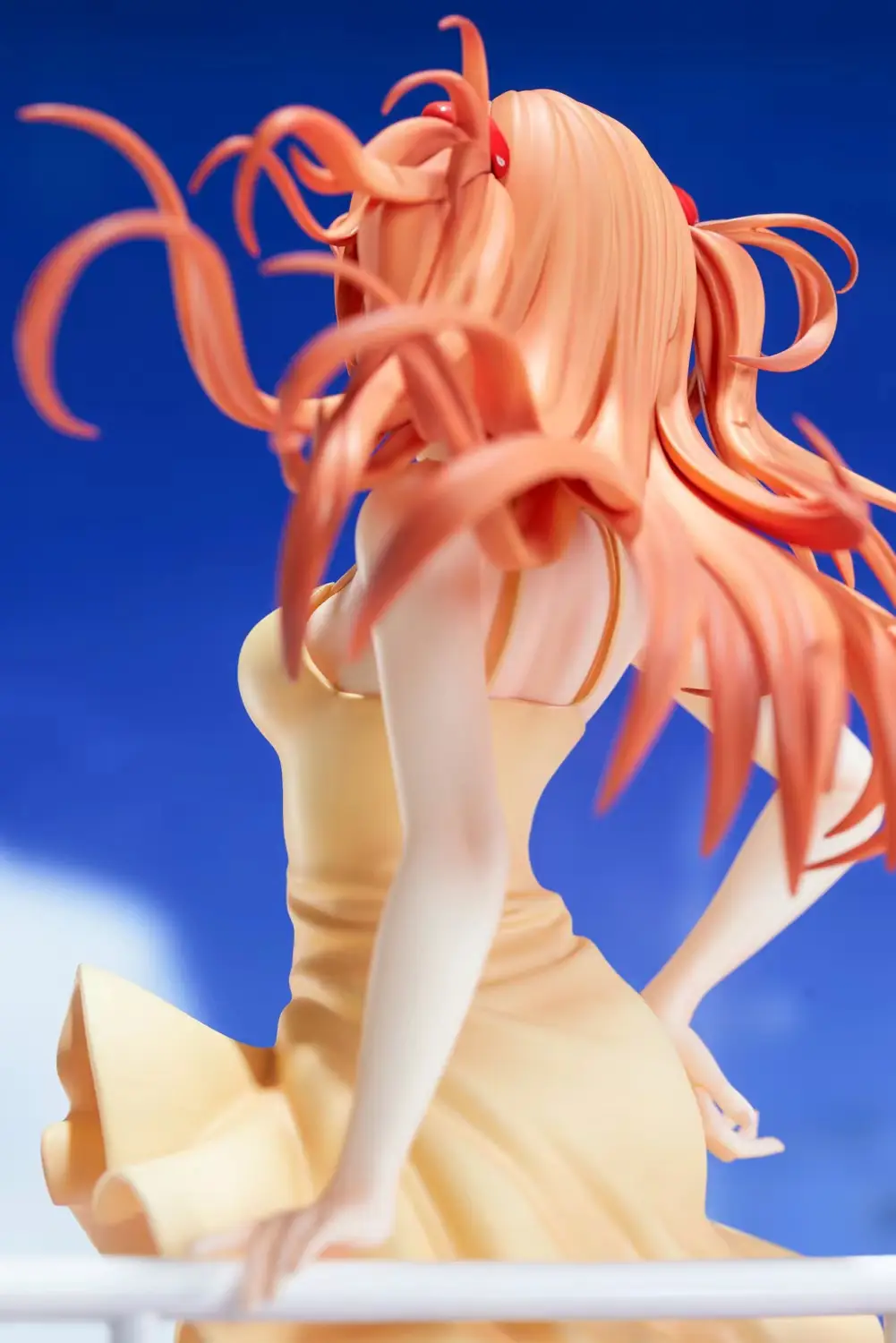 Asuka de Evangelion cautiva a sus fans en bella figura