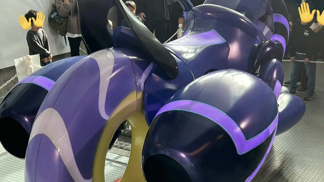 Moto de Miraidon Imagen #3