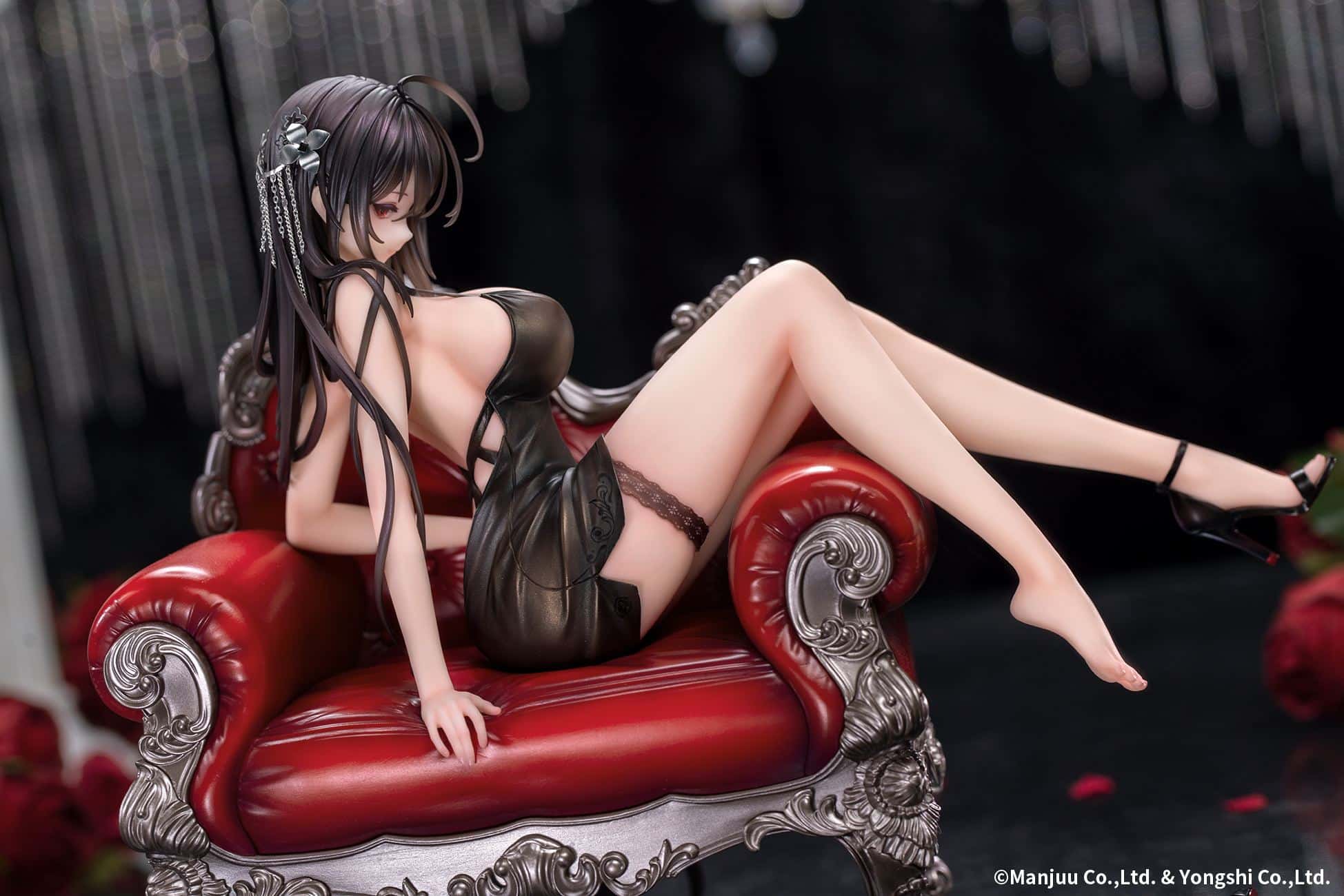 Azur Lane presenta nueva figura de Taihou luciendo un atrevido vestido
