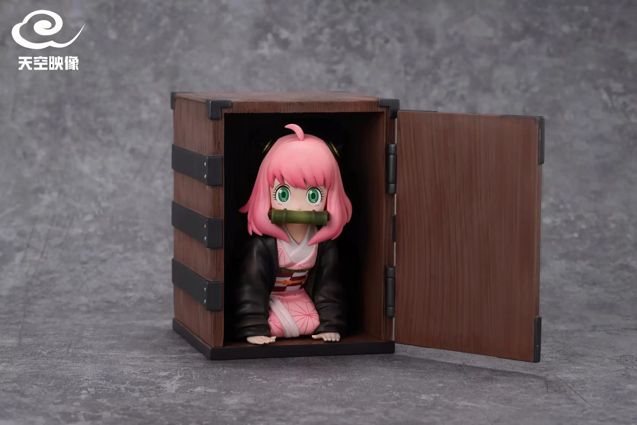 SPY x FAMILY: Anya rinde homenaje a Demon Slayer en adorable figura