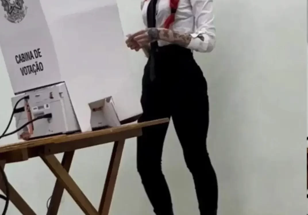 Makima, 2B y otros personajes anime en elecciones de Brasil