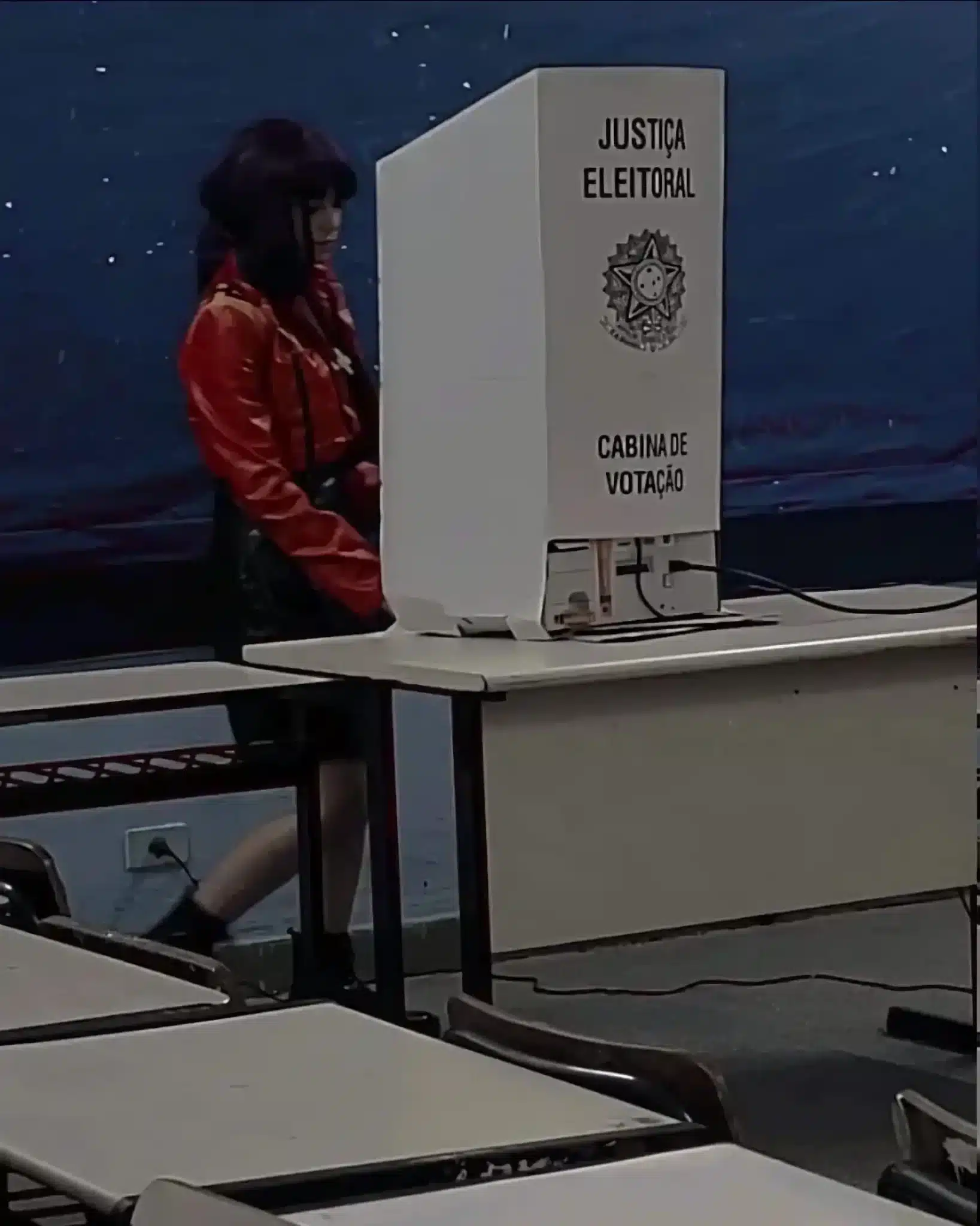 Makima, 2B y otros personajes anime en elecciones de Brasil