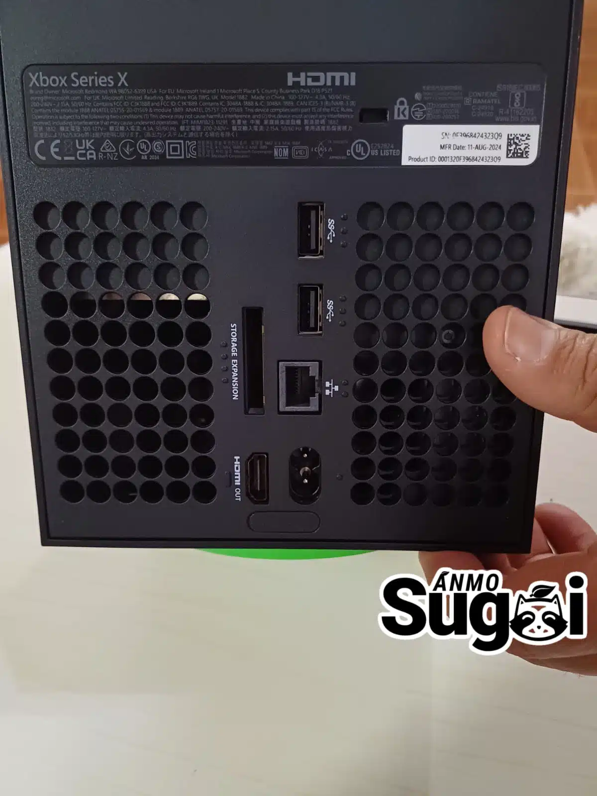 Unboxing del Series X Galaxy Black