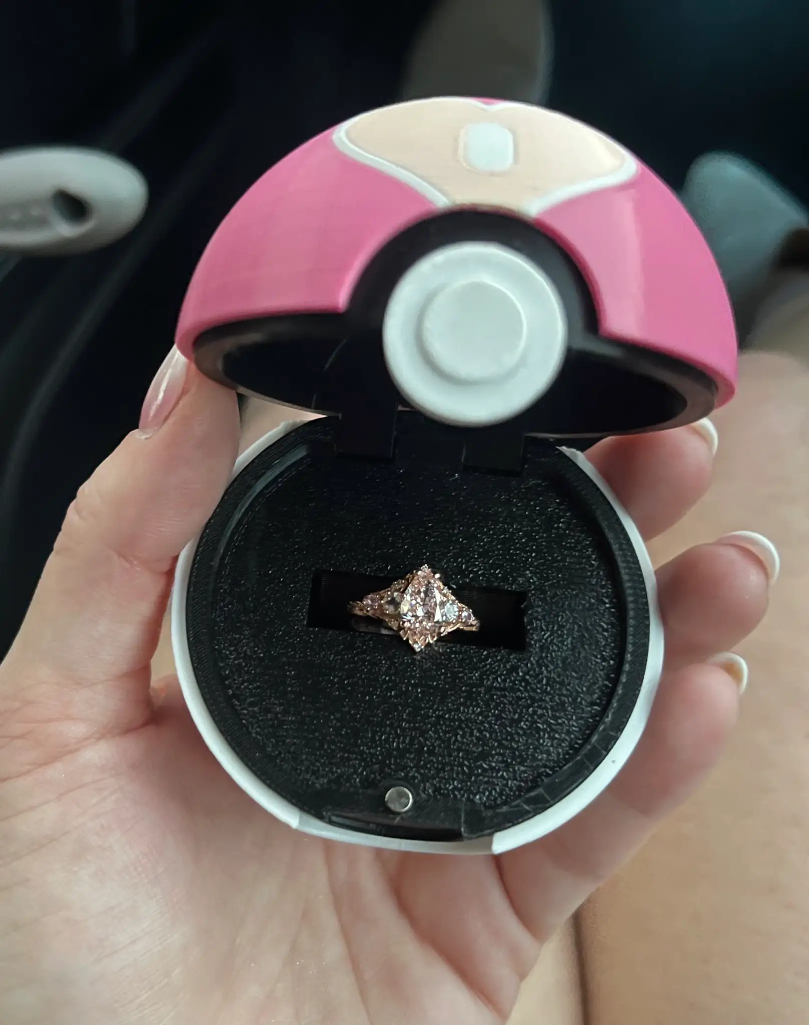 Pokémon: la épica propuesta de matrimonio al más puro estilo gamer