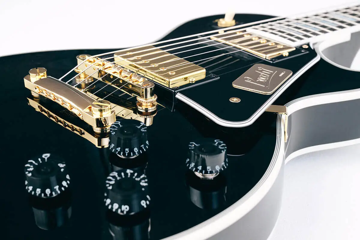 Bocchi The Rock! Regresa con asombrosa guitarra Gibson Les Paul 