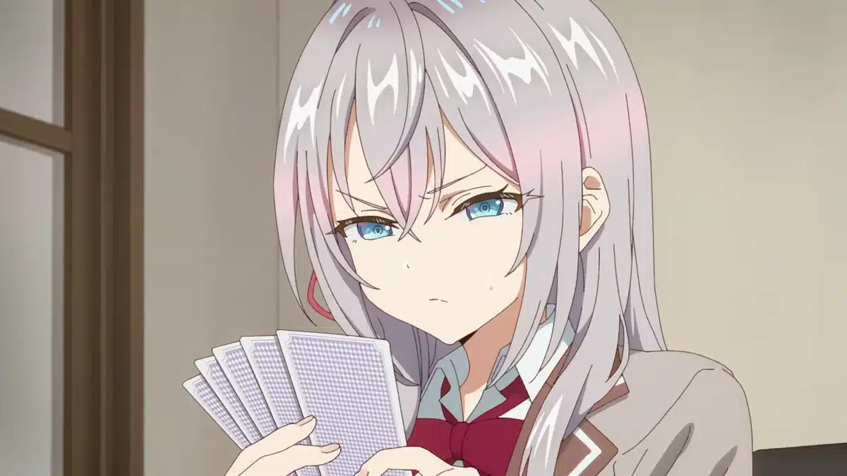 Alya Sometimes Hides Her Feelings in Russian en medio de una polémica por ESTAFA