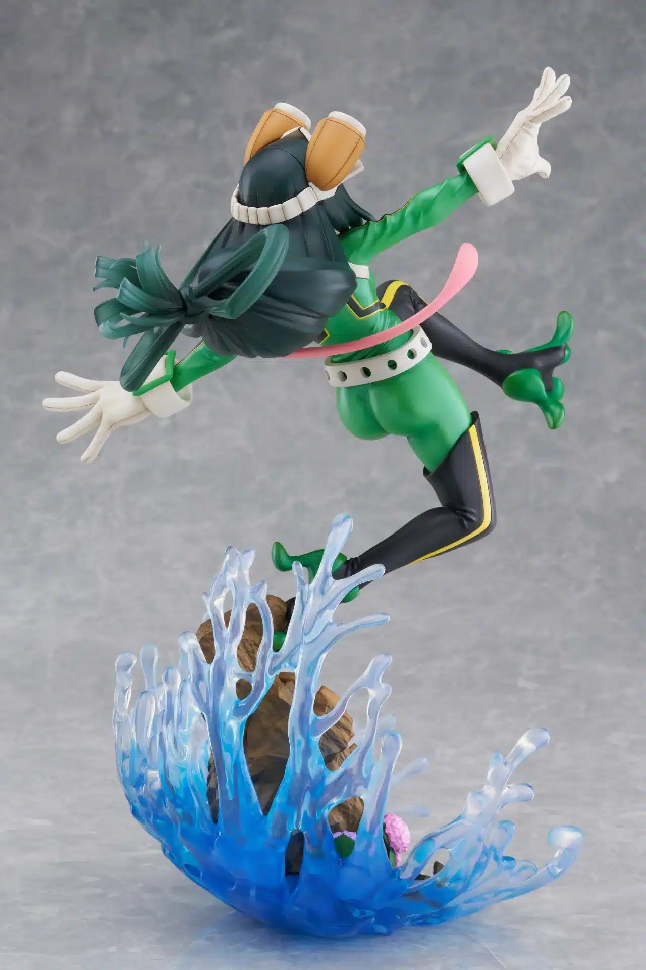 figura Tsuyu Asui de Anime My Hero Academia