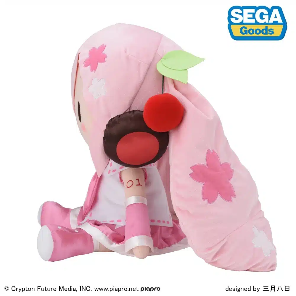 Este peluche gigante de Hatsune Miku es tan adorable que todos lo quieren en casa