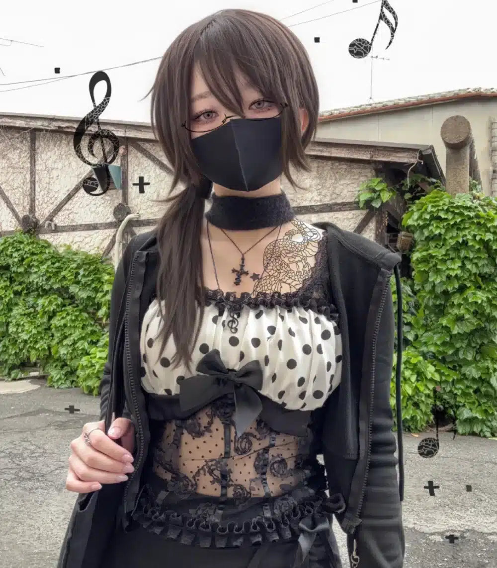 La cosplayer japonesa Hana revela que es madre e internet quiere ser padrastro