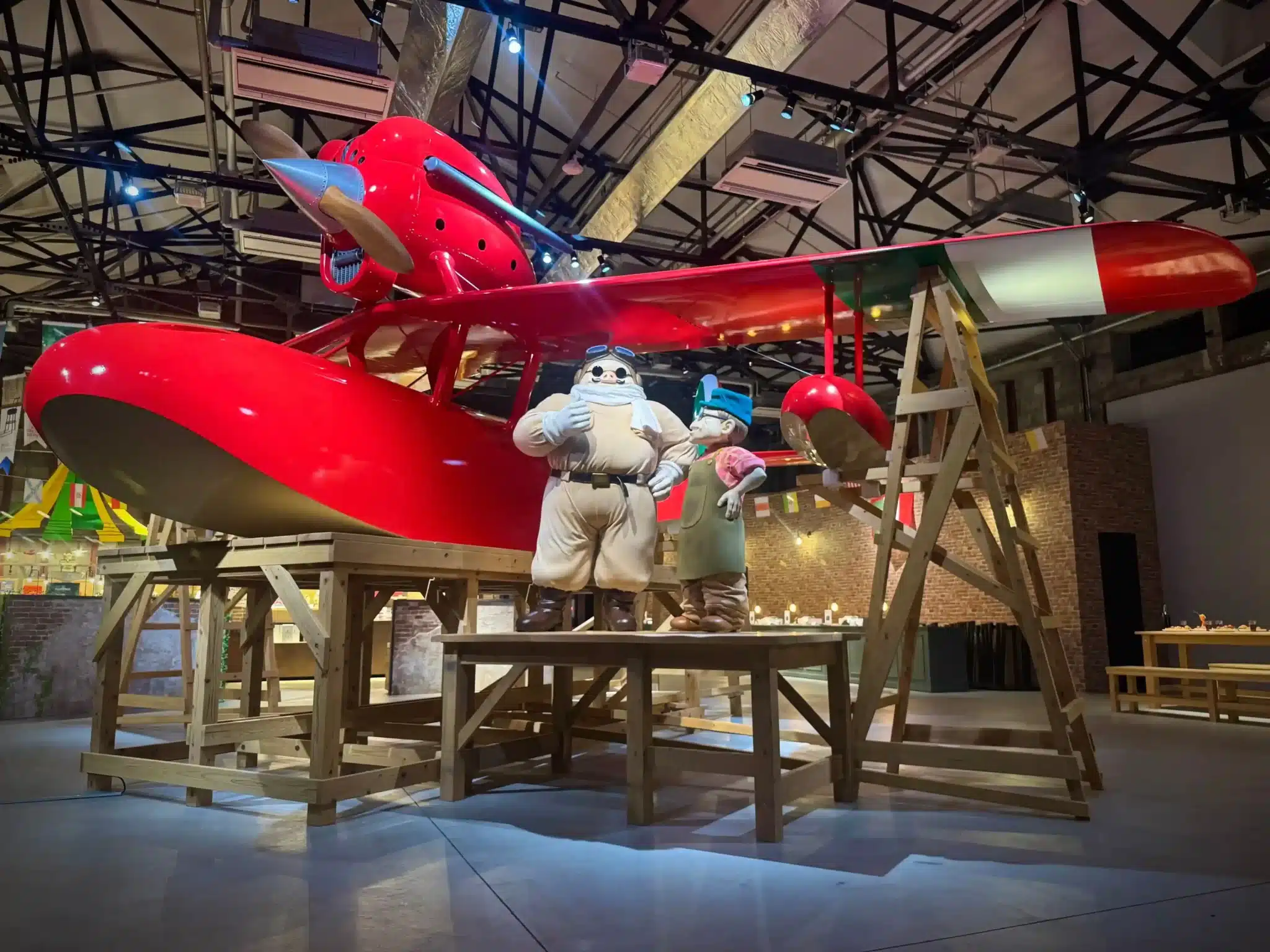 Hayao Miyazaki elogió la réplica del avión de Porco Rosso: “Es hermoso”