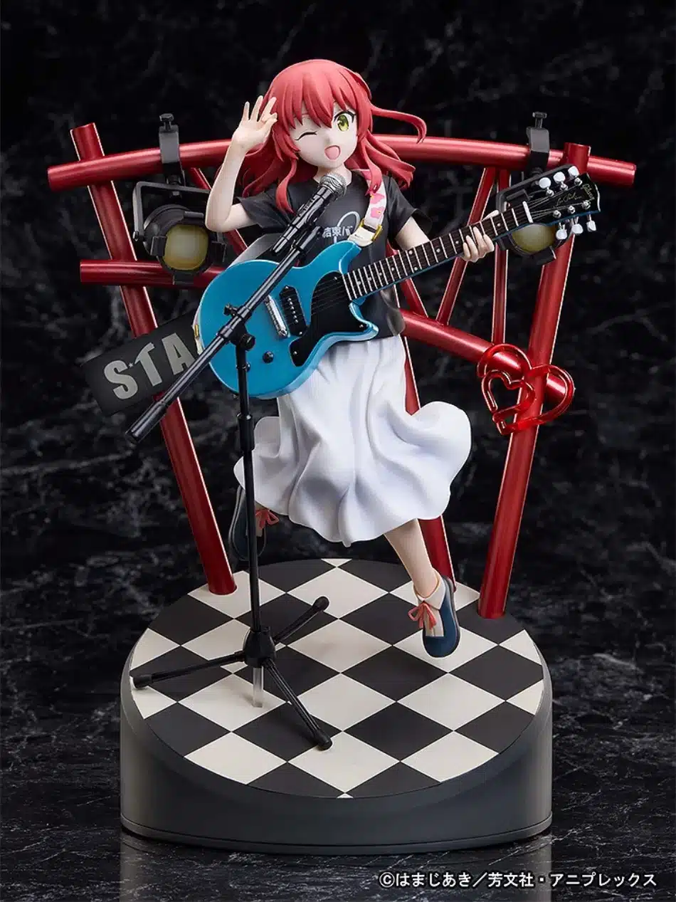 Ikuyo Kita de Bocchi the Rock! en increíble figura en el escenario 