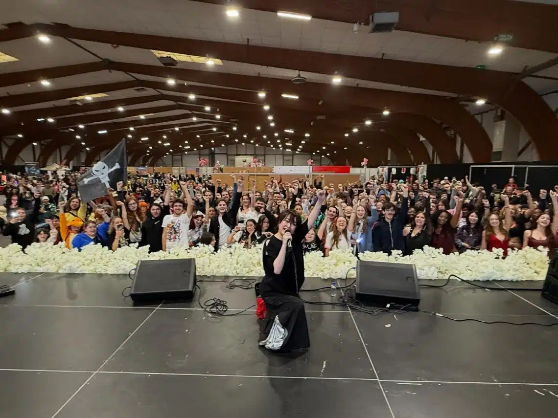 Crisis cultural en asia: China expulsa a cantante de One Piece del escenario y desata tormenta diplomática Maki Otsuki